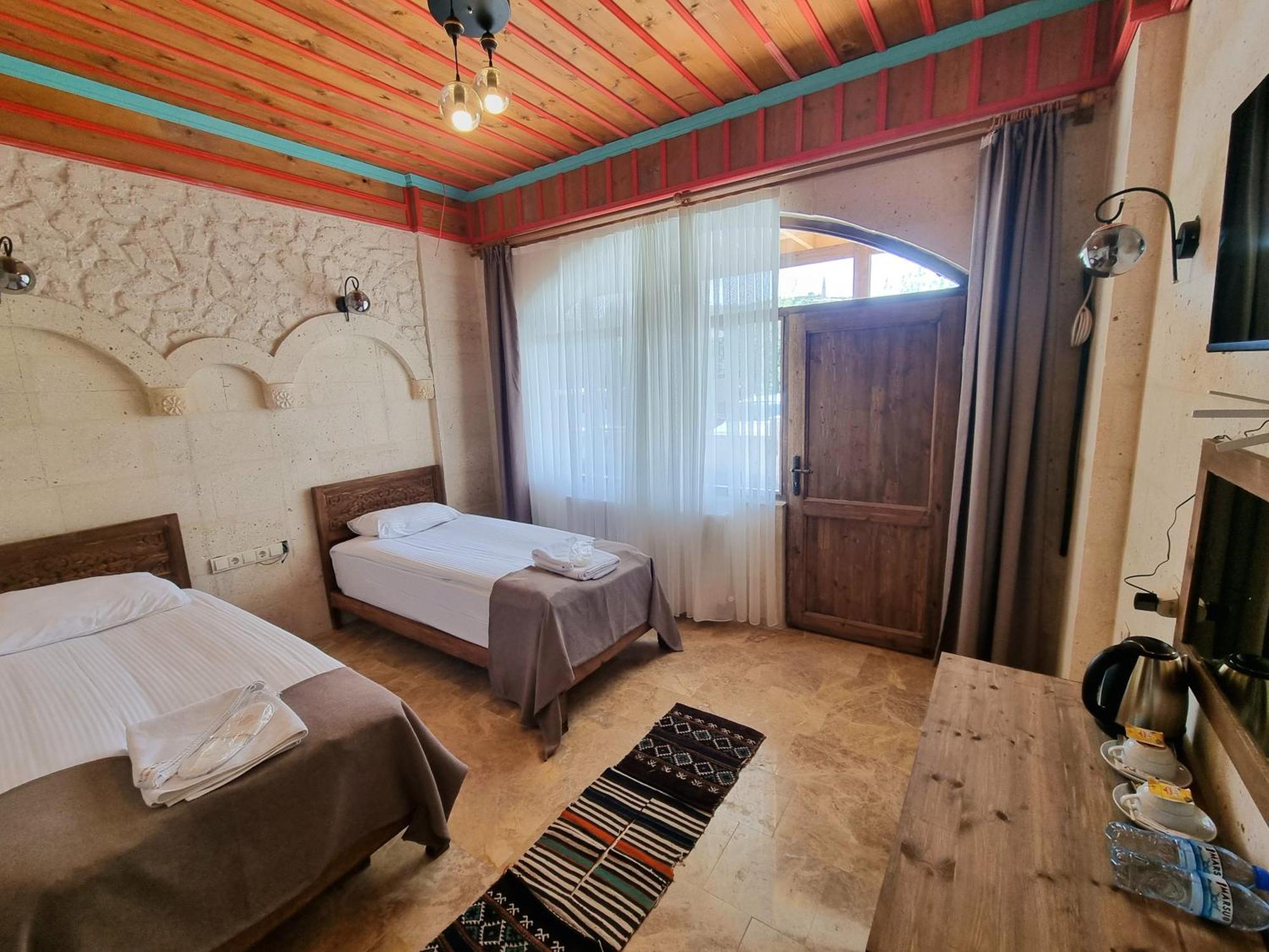 Cappadocia Caves Hotel Göreme Pokoj fotografie